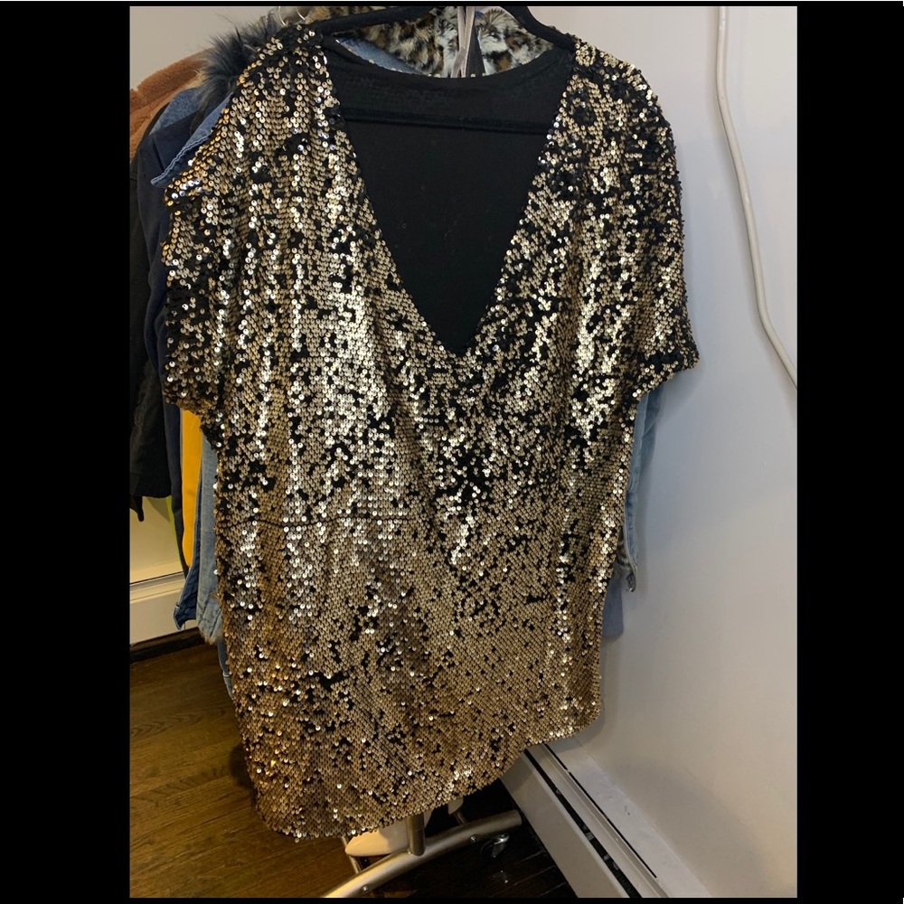 Free People fun sequin dress💛🖤✨